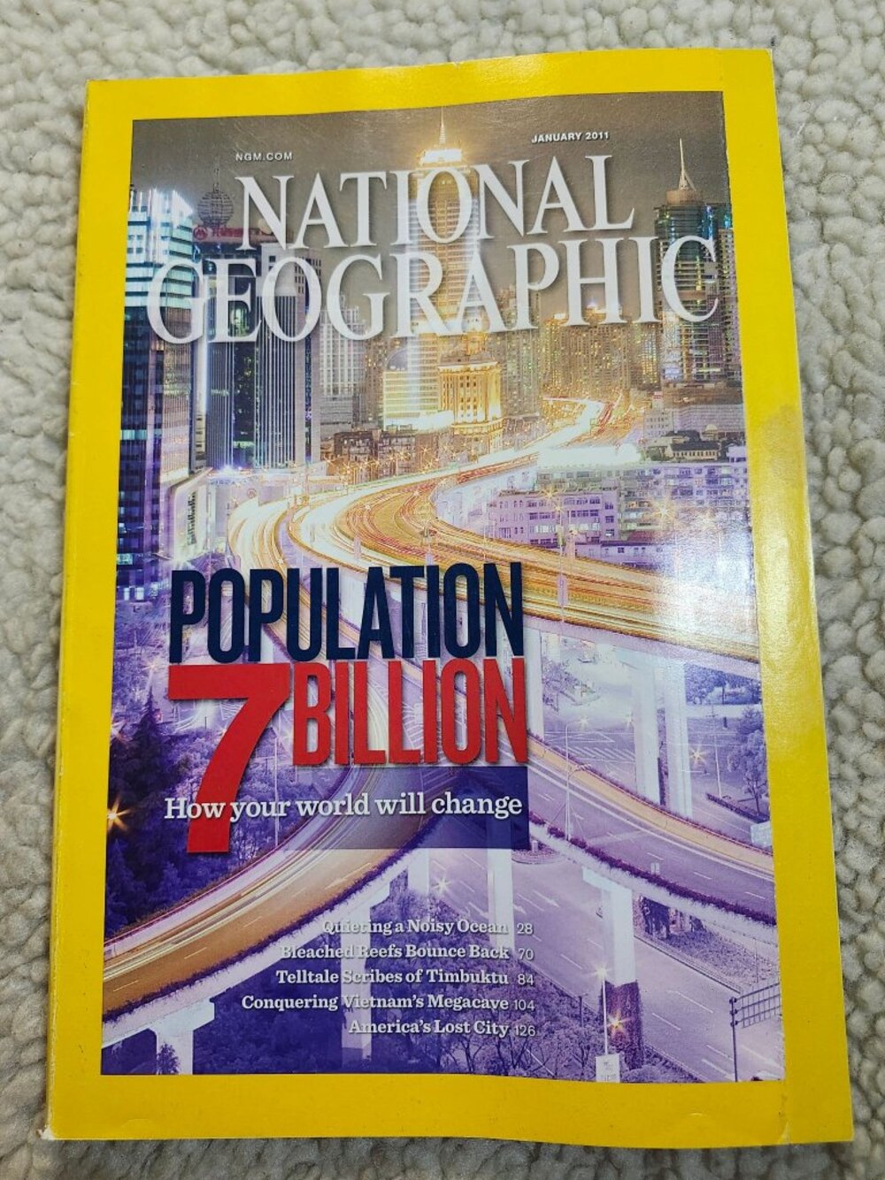 National Geographic Magazine Jan 2011 Population 7 Billion Issue Vietnam Cave